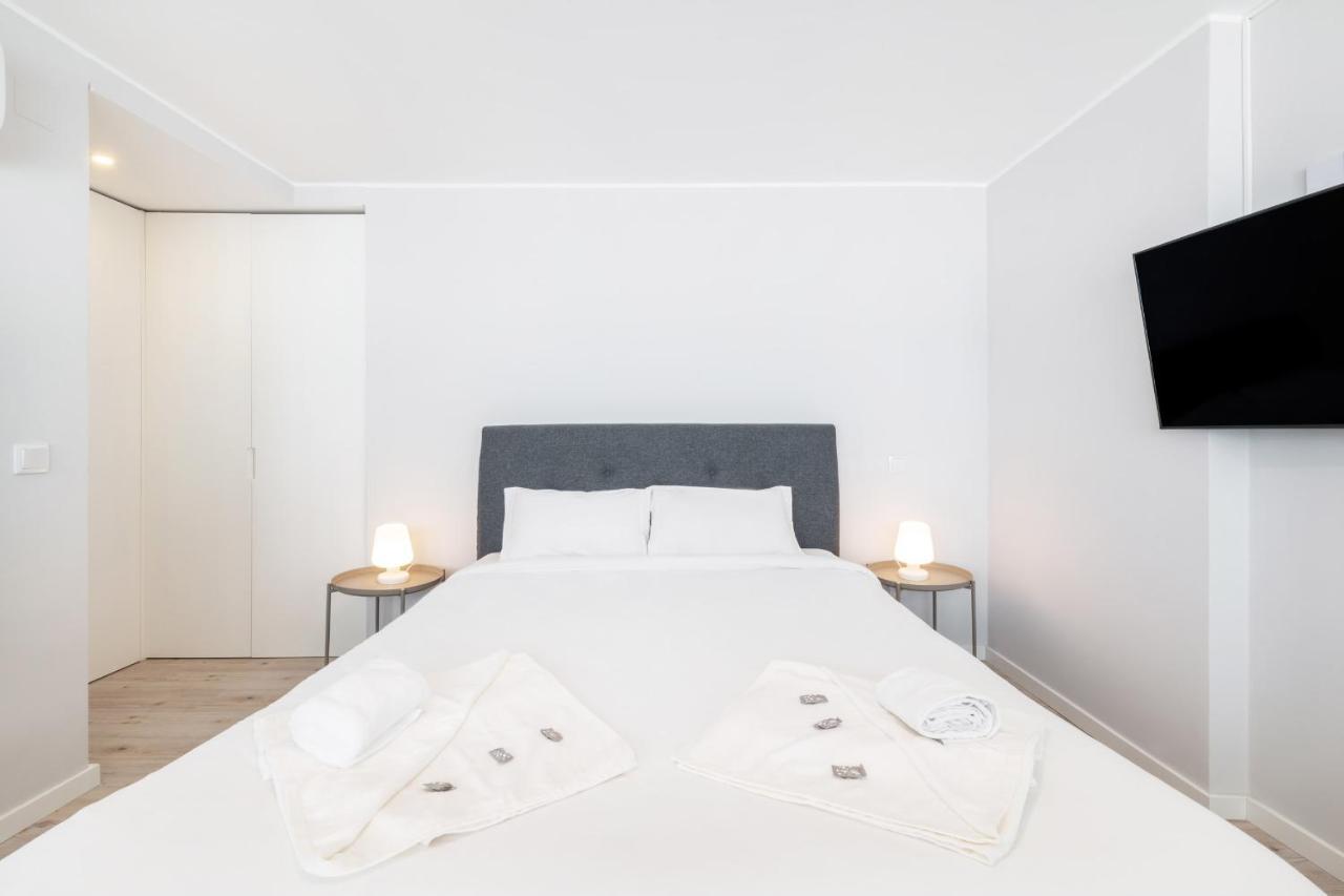 Olala Lisbon Oriente Suites A Exterior photo